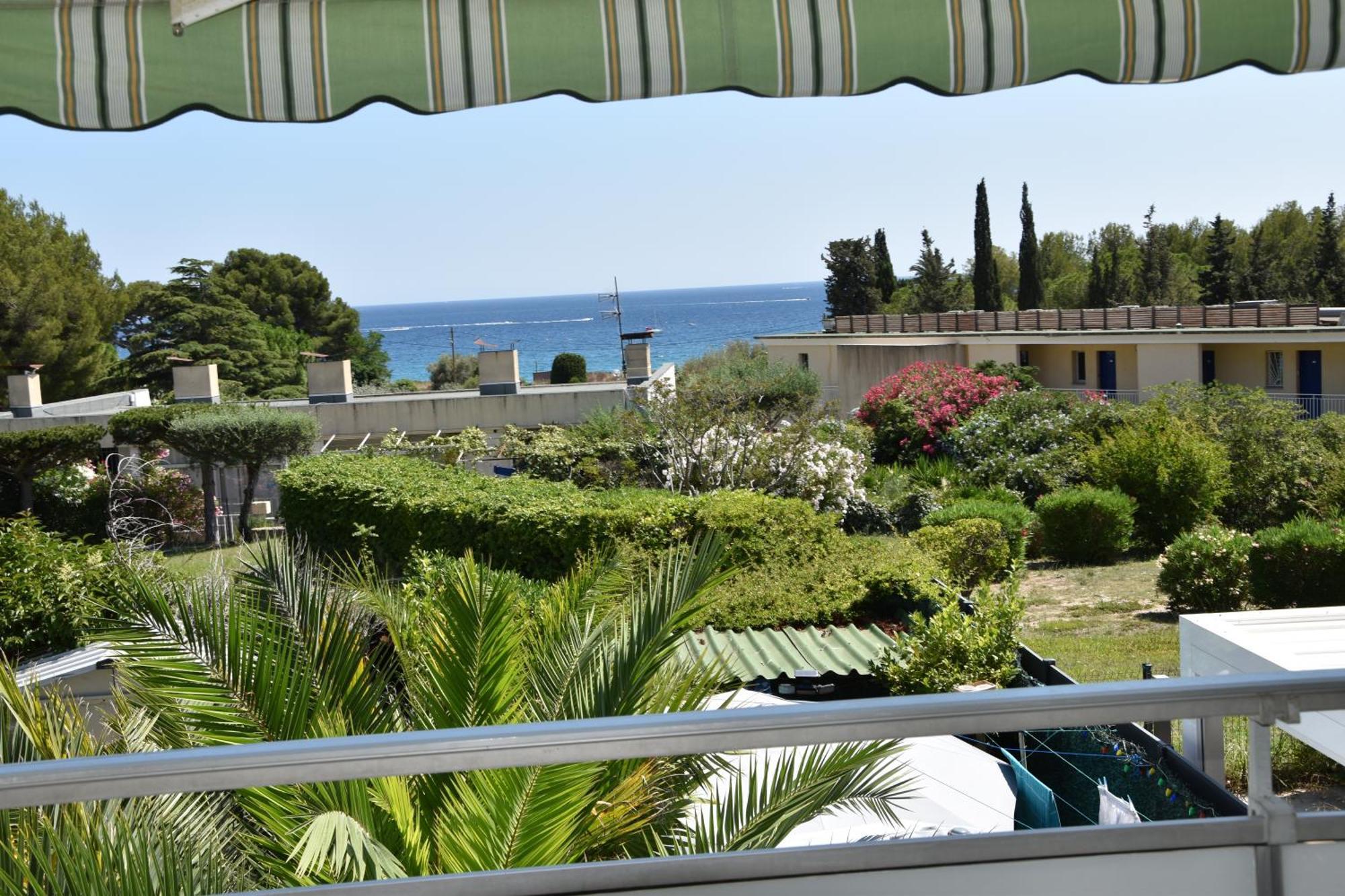 Studio Le Peneque Des Anges La Ciotat Exterior photo