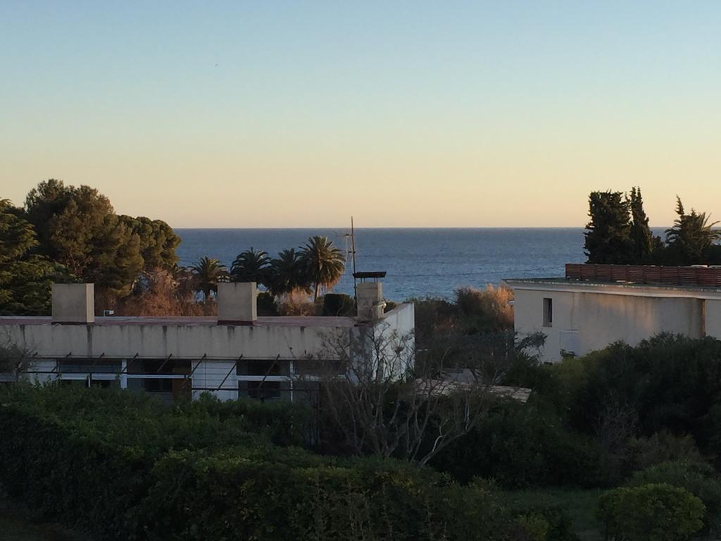 Studio Le Peneque Des Anges La Ciotat Exterior photo